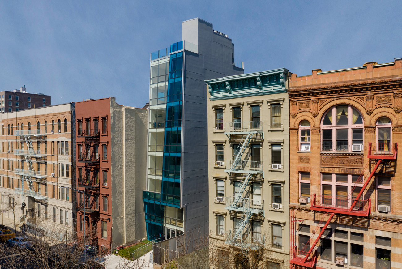 The Vidro, a new multifamily condo building on a small lot in Harlem New York City by Soluri Architecture